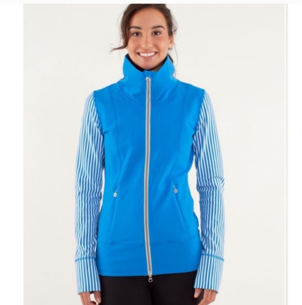 Lululemon Athletica Striped Daily Yoga Jacket Blue White Size 4